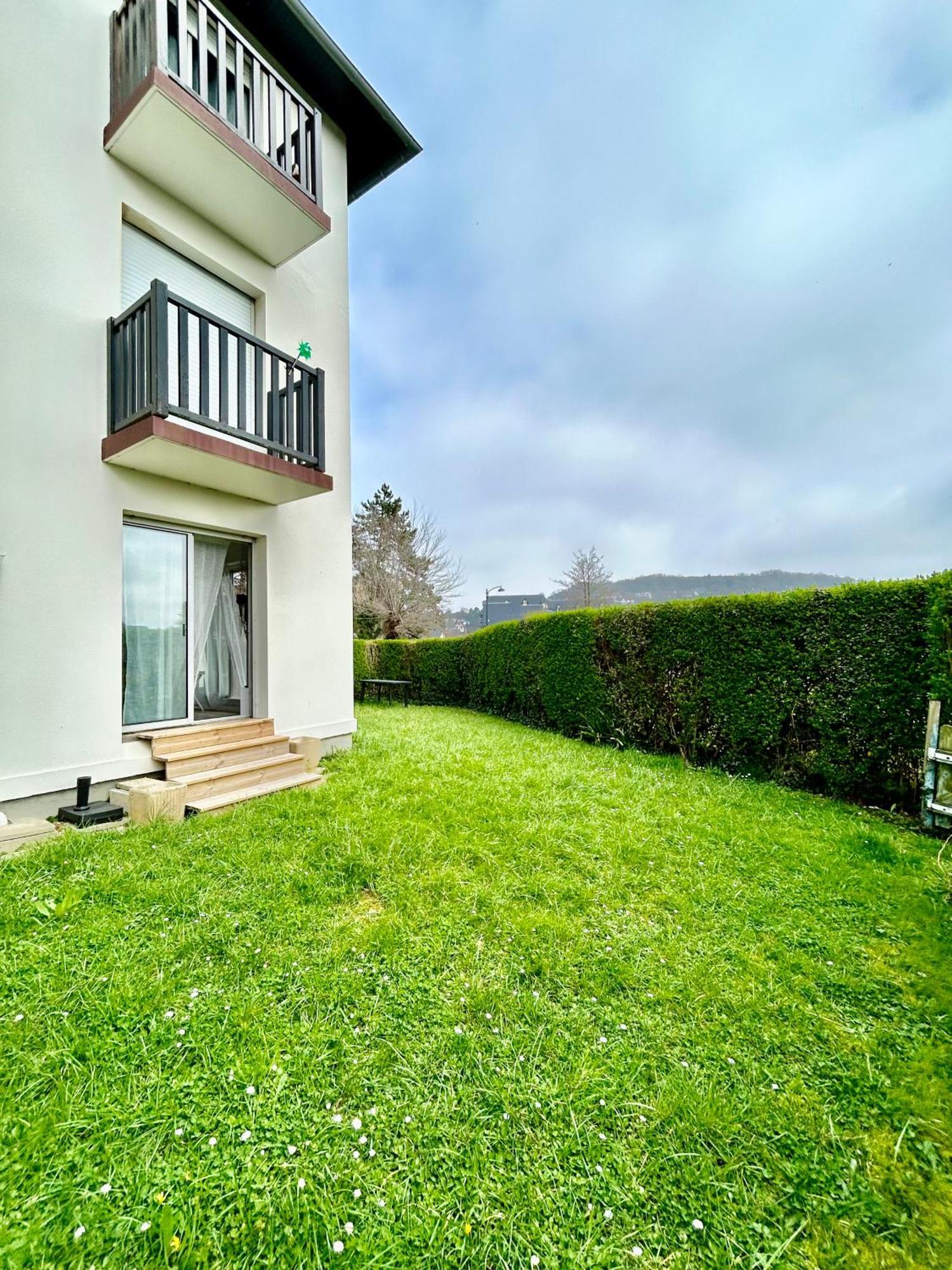 Superbe Appartement Avec Jardin Ensoleille 블롱빌 쉬르 메르 외부 사진